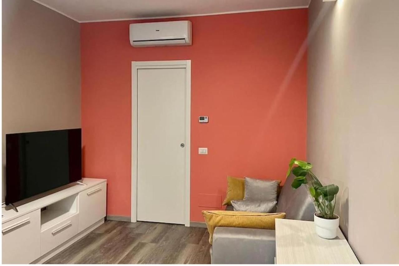 In Centro A Con A/c & Wi-fi * Milano
